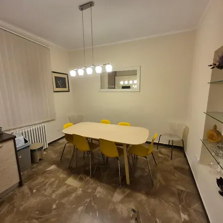 Authentic Centre For Large Groups, Republic Square - Up To 47 People In 5 * Belgrade