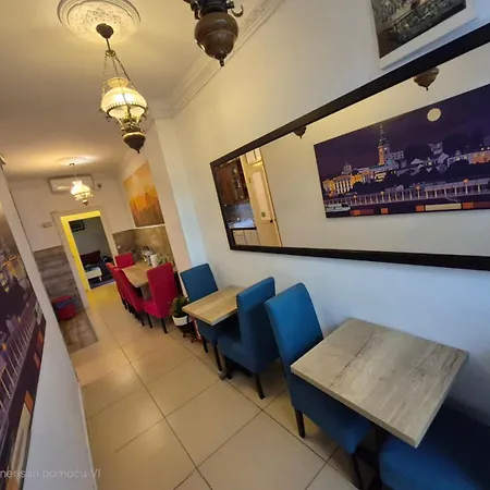 Authentic Centre For Large Groups, Republic Square - Up To 47 People In 5 Belgrade