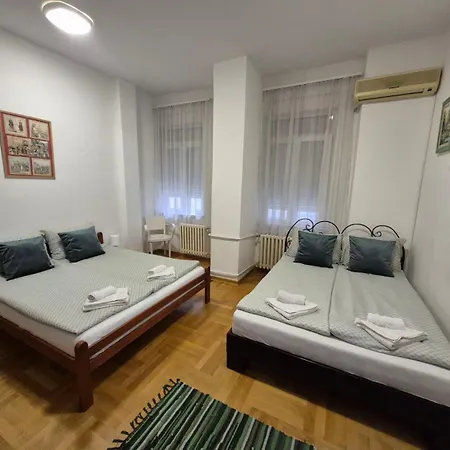Authentic Centre For Large Groups, Republic Square - Up To 47 People In 5 Belgrade