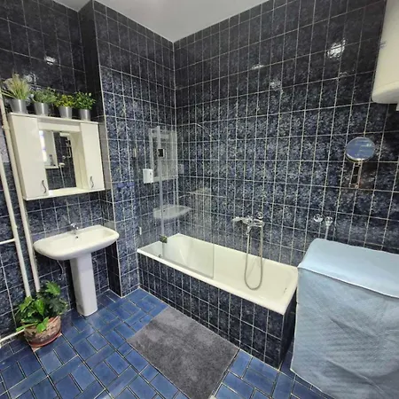 Apartment Authentic Centre For Large Groups, Republic Square - Up To 47 People In 5 Belgrade